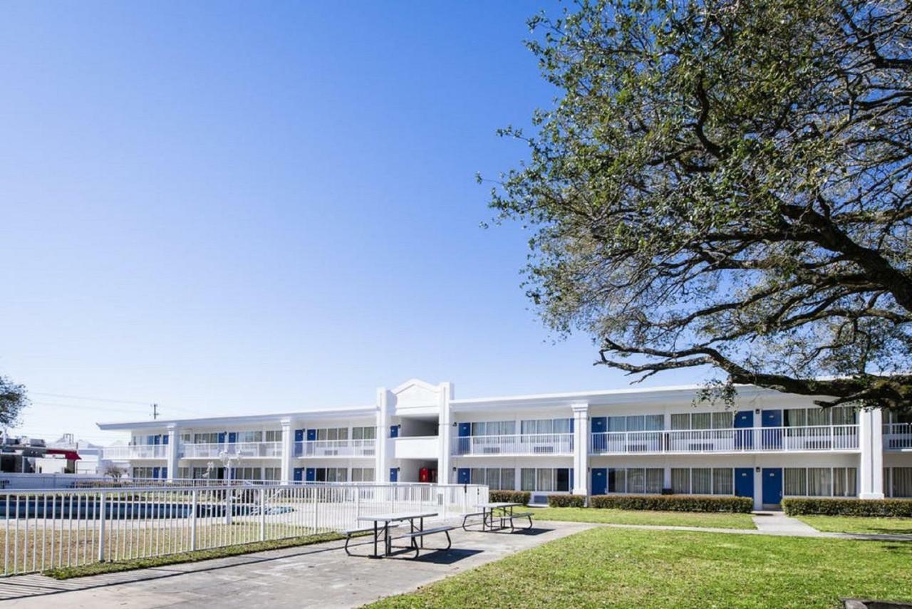 Motel 6-Jacksonville, Nc Екстериор снимка