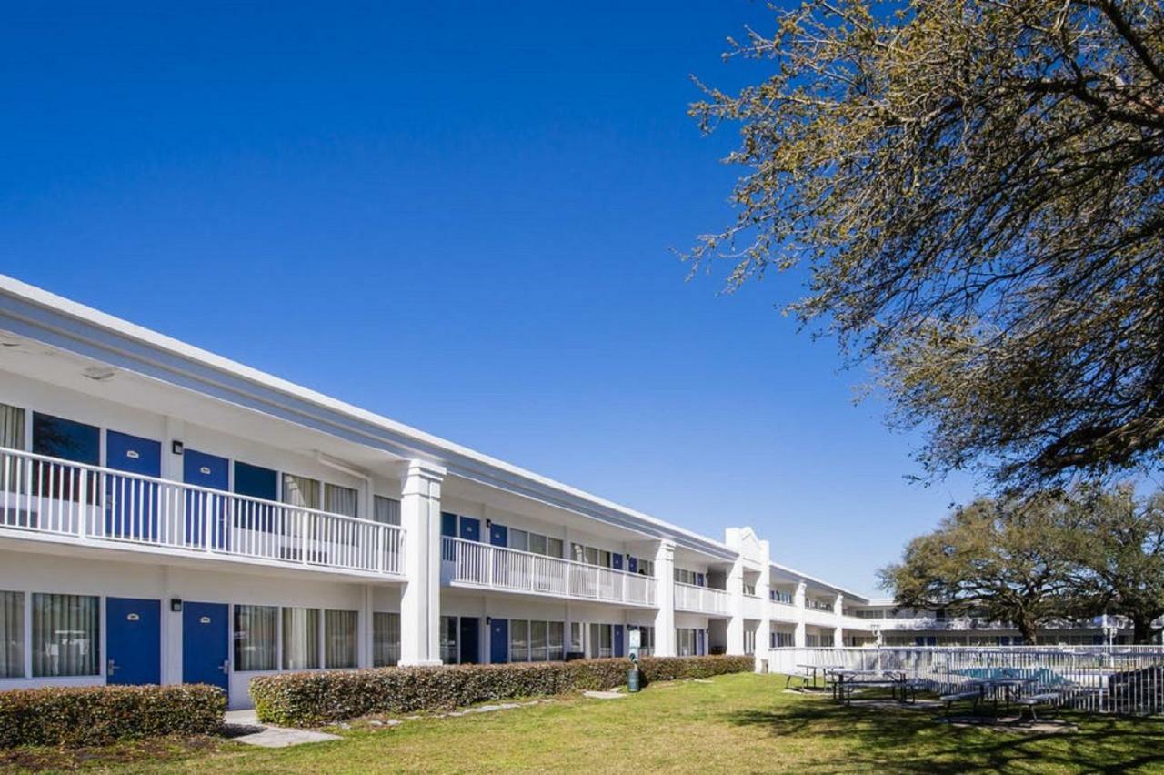Motel 6-Jacksonville, Nc Екстериор снимка