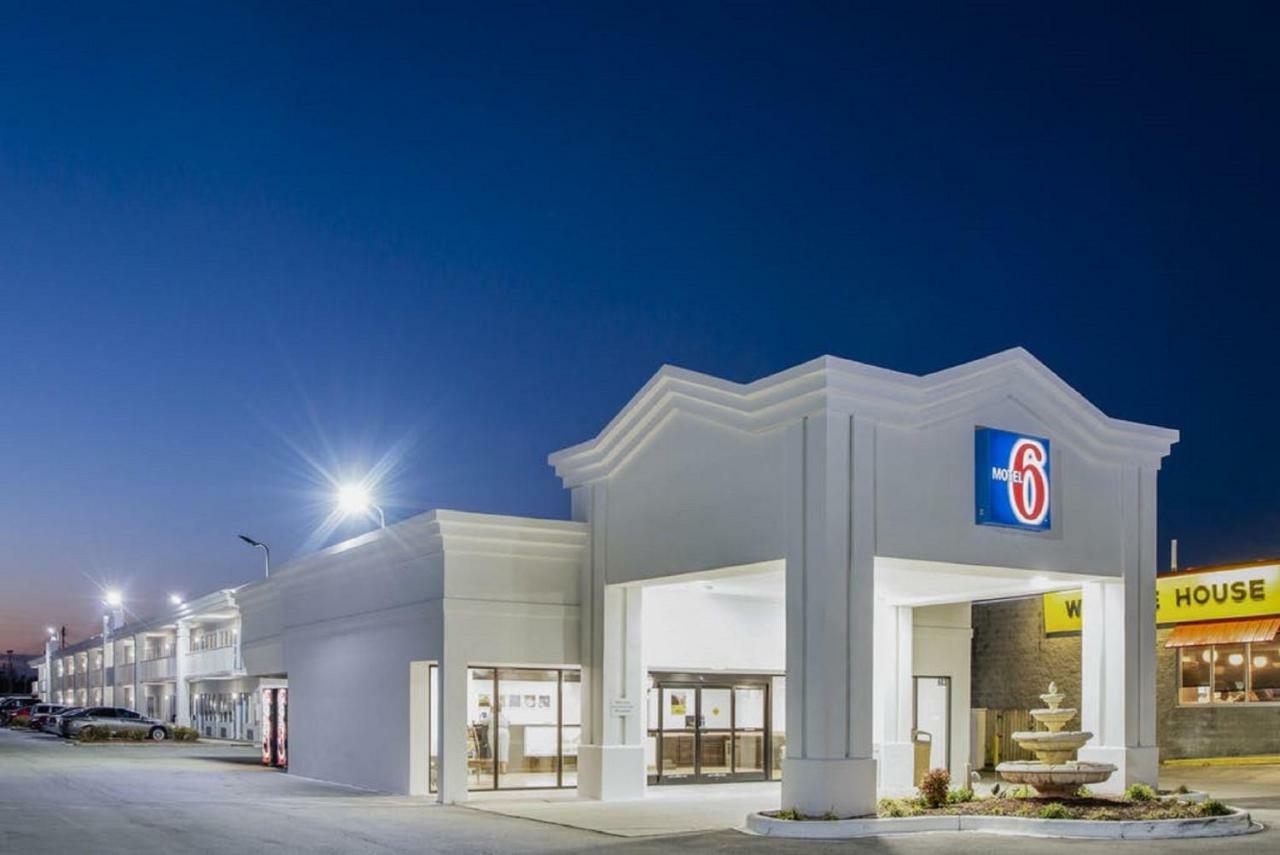 Motel 6-Jacksonville, Nc Екстериор снимка