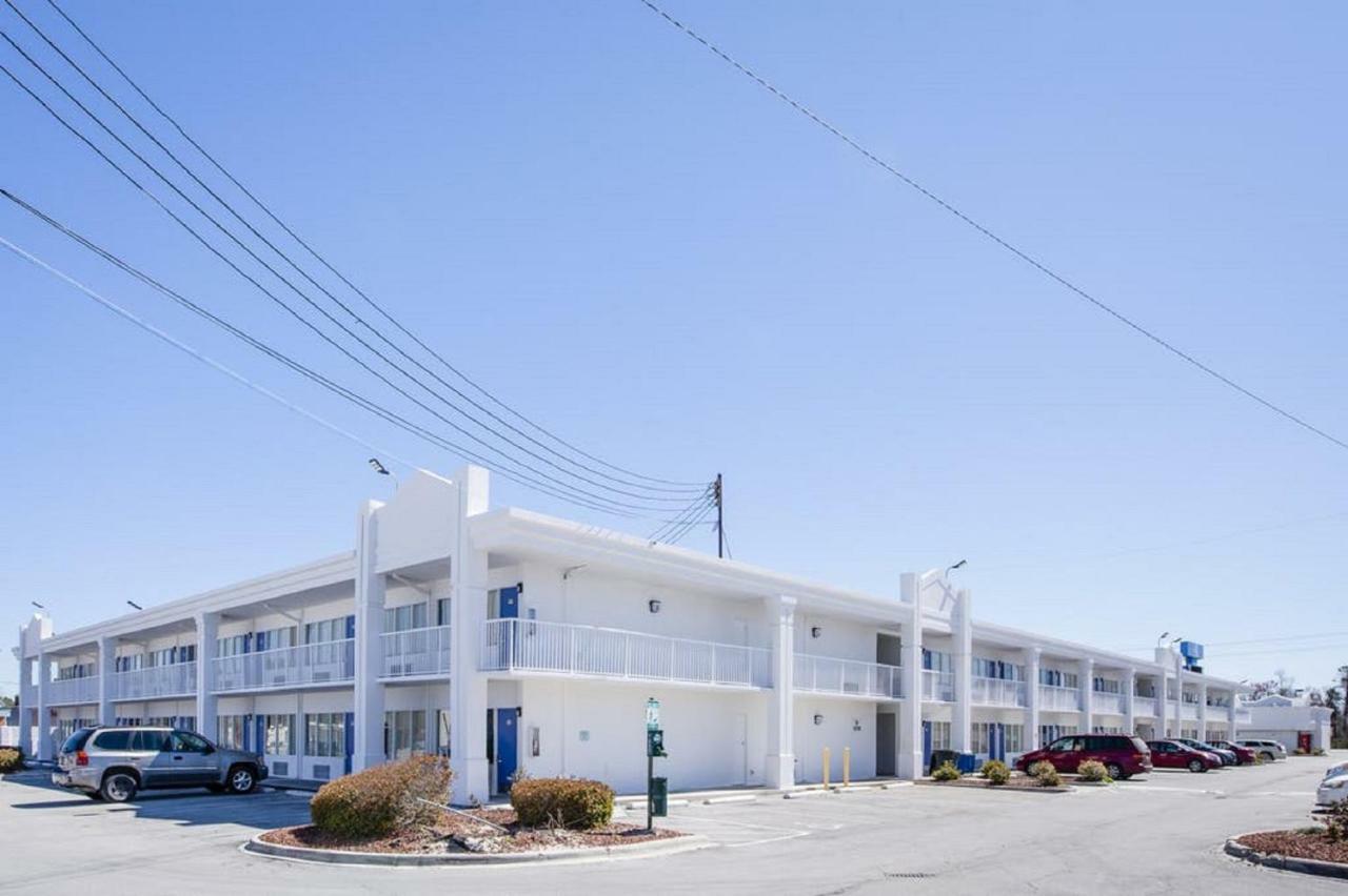 Motel 6-Jacksonville, Nc Екстериор снимка